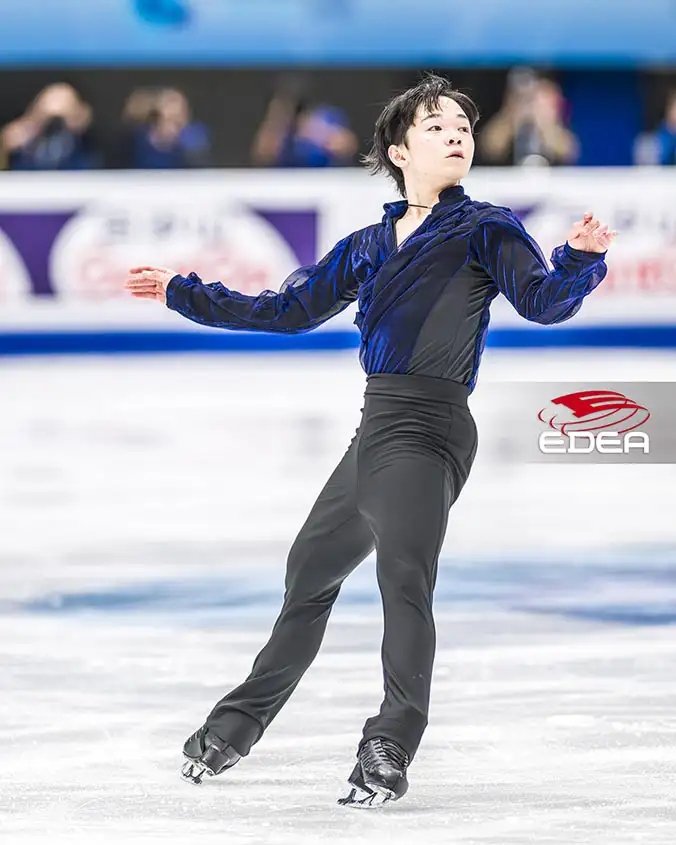 Ice Gallery Skates U.S.